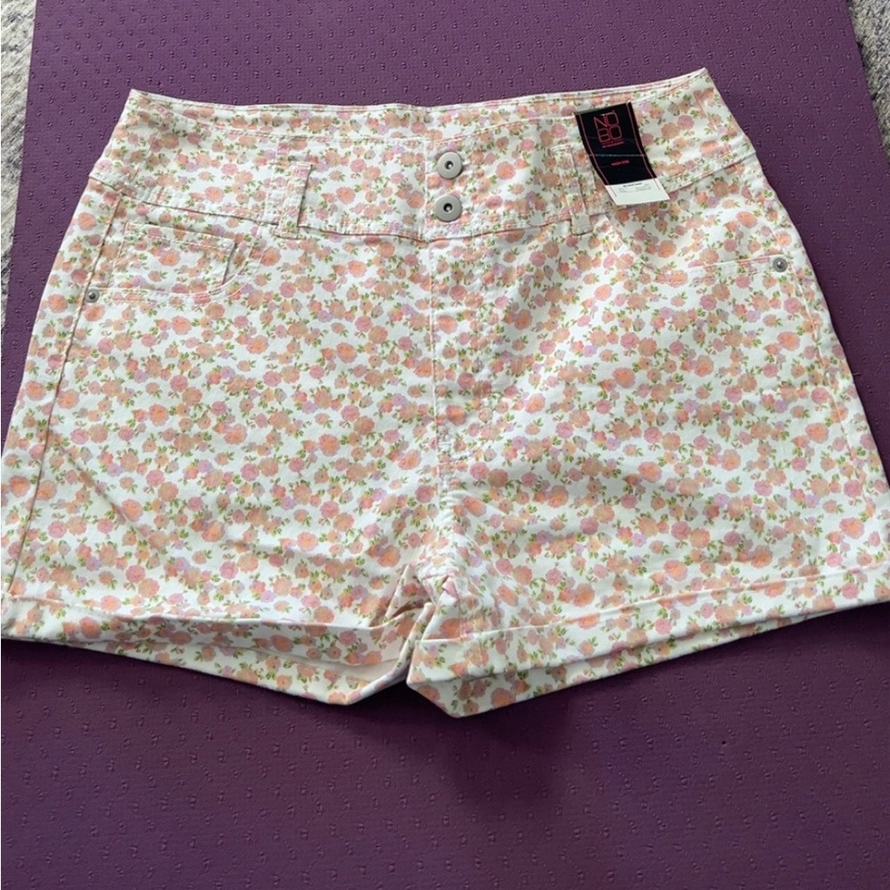 Floral Women's Shorts